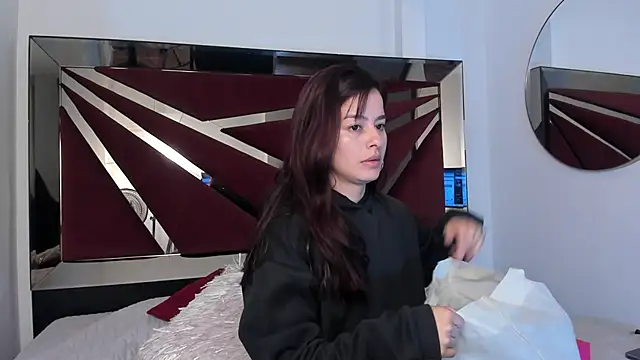 Snapshot of valerieMattson chatting on October 9, 2:26 pm valerieMattson online show from October 9, 2:26 pm