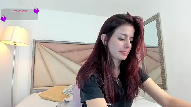 Snapshot of valerieMattson chatting on October 23, 6:50 pm valerieMattson online show from October 23, 6:50 pm