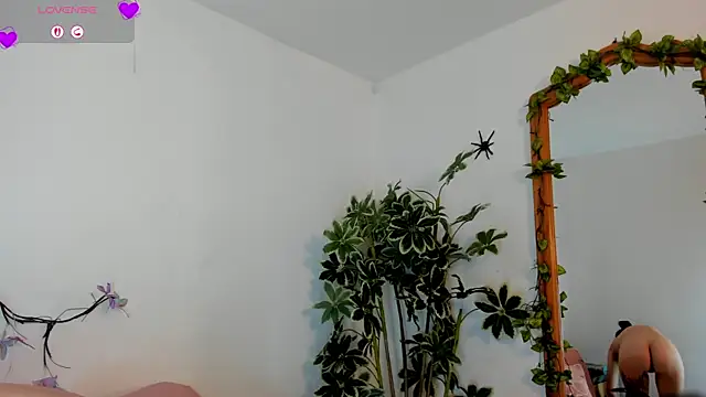 Snapshot of valerieMattson chatting on November 9, 7:12 pm valerieMattson online show from November 9, 7:12 pm