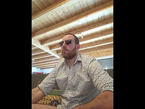 BrunJulienMetis online show from January 10, 12:07 pm