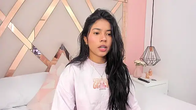 samantaa shy online show from October 14, 3:40 am