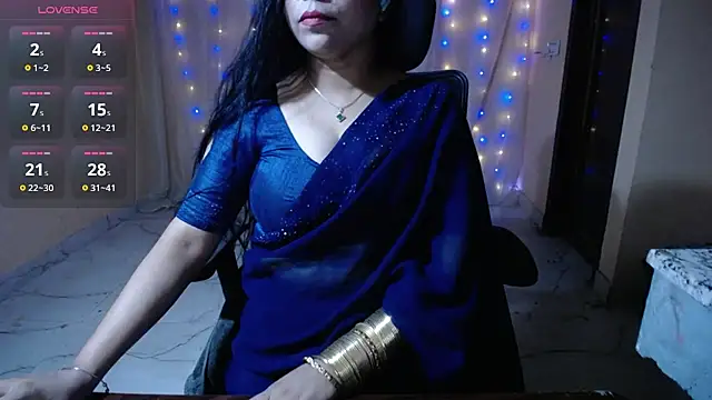 Divvya  online show from April 17, 6:00 pm