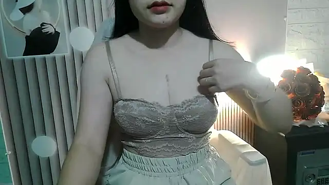 Emachiii online show from November 13, 12:42 am