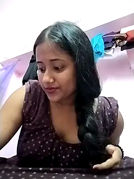 Snapshot of Fun__with__Prity chatting on September 13, 5:46 pm Fun with Prity online show from September 13, 5:46 pm