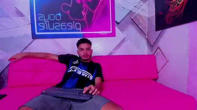 rhabena boysex online show from March 6, 1:35 am