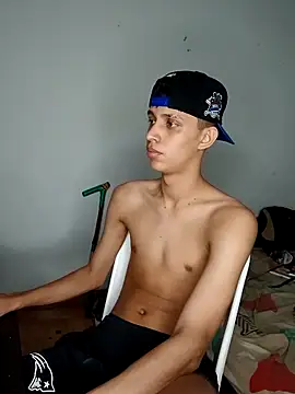 Snapshot of Allnei chatting on February 4, 12:16 am Allnei online show from February 4, 12:16 am