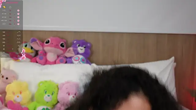 Snapshot of Victoria_Curly chatting on November 15, 5:27 am Victoria Curly online show from November 15, 5:27 am