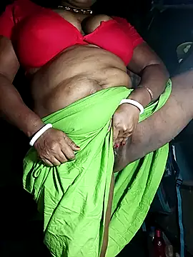 Nude-Priya2 online show from October 14, 7:03 pm