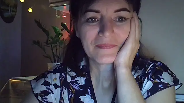 Krystal 82 online show from October 18, 8:53 pm