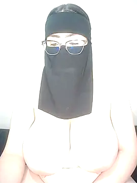 Snapshot of Arabic-loka chatting on October 1, 5:08 pm Arabic-loka online show from October 1, 5:08 pm
