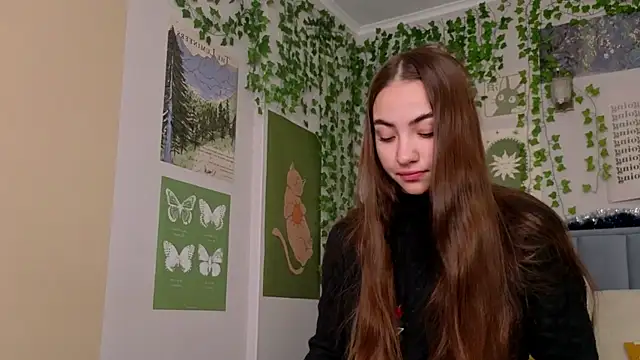 Ashley Pierce online show from December 16, 4:17 am