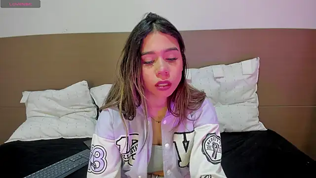 Rachell criss online show from April 9, 3:50 am