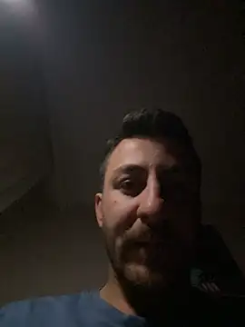 emredenizz07 online show from December 1, 6:46 pm