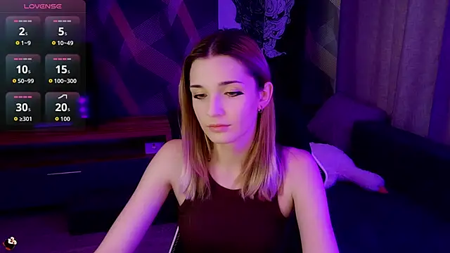 Sandy Belle online show from September 15, 1:11 pm