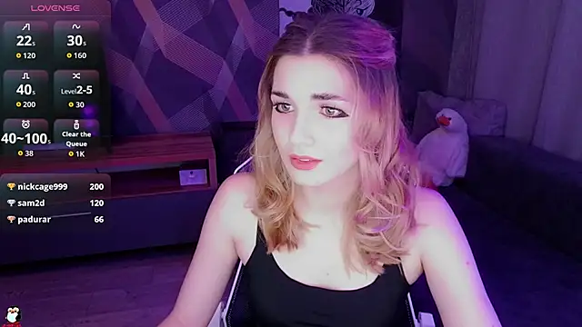 Sandy Belle online show from October 12, 9:25 pm