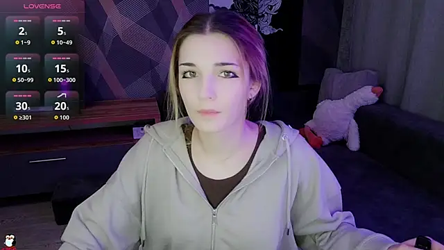 Sandy Belle online show from October 14, 3:57 pm