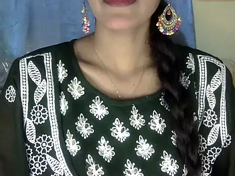 zara Khan0 online show from September 27, 4:39 am