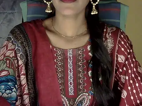 zara Khan0 online show from October 6, 2:25 pm
