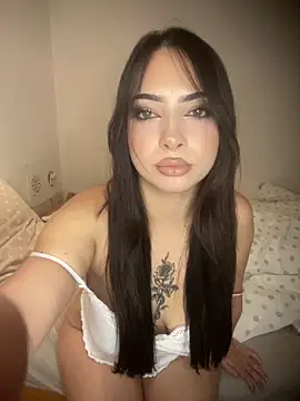 Bella  Booty online show from October 17, 10:45 pm