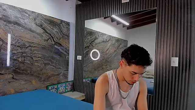 Snapshot of _Axel_09 chatting on September 26, 4:16 am Axel 09 online show from September 26, 4:16 am