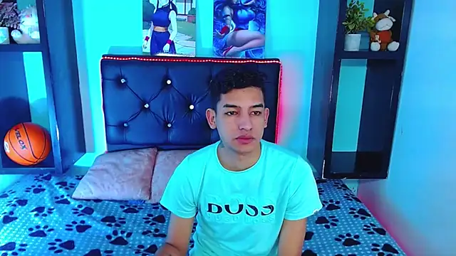 x oliver x online show from November 28, 3:53 am