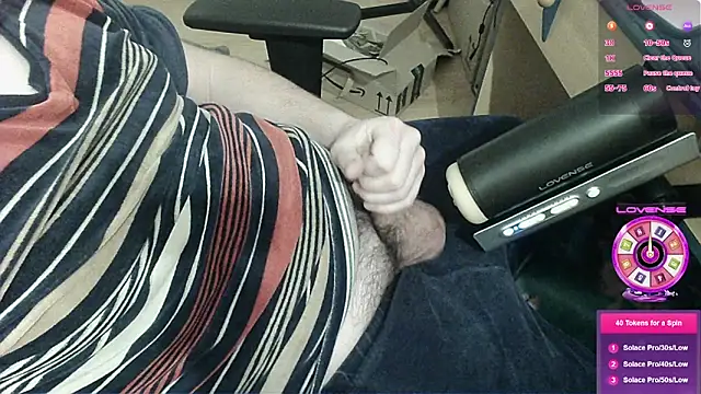 Snapshot of crocbite chatting on February 5, 4:22 pm crocbite online show from February 5, 4:22 pm