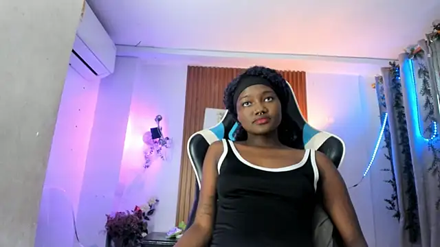 Evaa 18 online show from December 20, 5:31 pm