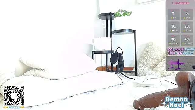 juandemon online show from March 10, 1:43 am