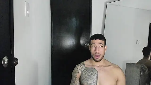 ThiagoLugo online show from July 12, 5:26 pm