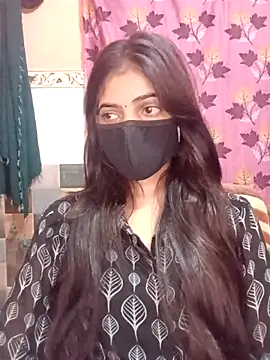 Queen Pooja7 online show from October 3, 4:15 pm