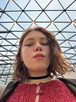 lucy-joy online show from November 28, 9:12 am