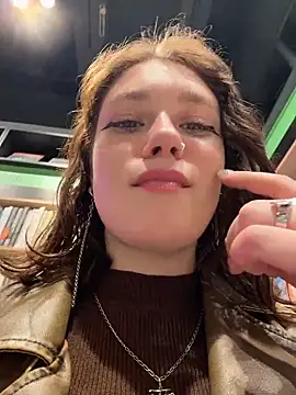 lucy-joy online show from March 23, 8:29 am