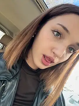 DollyTall online show from October 23, 8:35 am