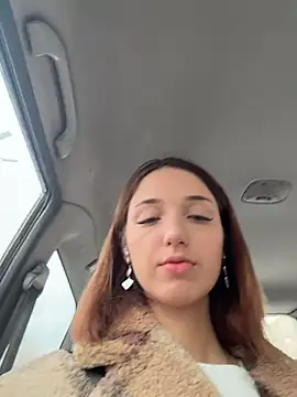 DollyTall online show from November 2, 7:22 am