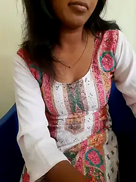 Snapshot of AnkitaDevi chatting on July 10, 3:33 am AnkitaDevi online show from July 10, 3:33 am