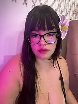 Emily Taylor2 online show from July 10, 2:05 am