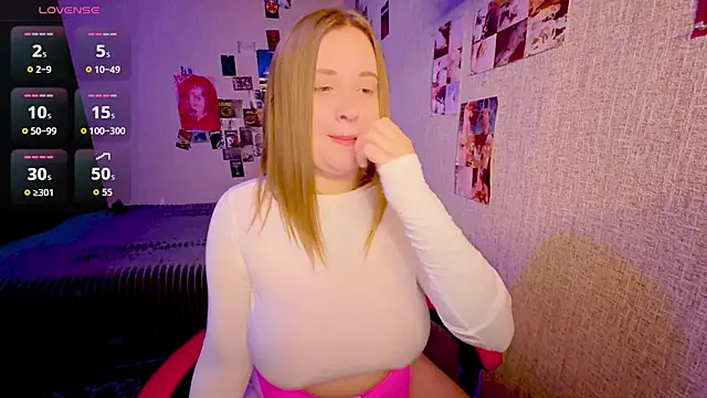 NaomiRey1 online show from July 18, 7:06 pm