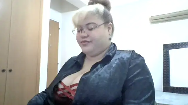 GoddessMocha online show from September 25, 1:04 pm