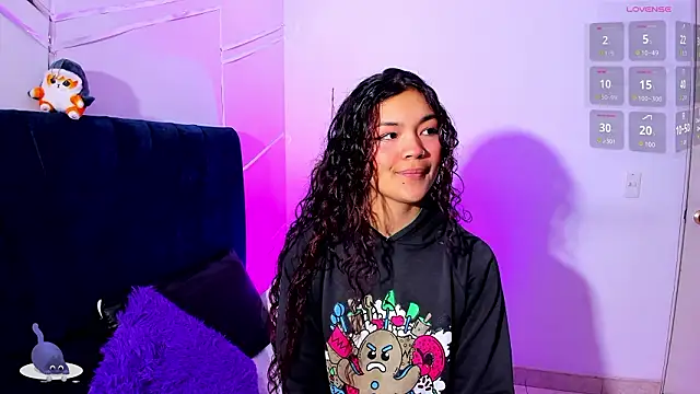 Camilla Miller01 online show from February 7, 12:53 pm