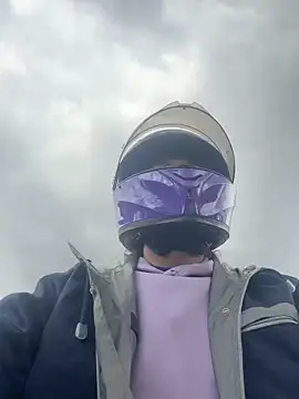 Camilla Miller01 online show from April 16, 7:25 pm