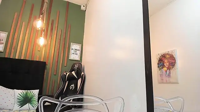 Laura Sex19 online show from November 20, 12:05 pm