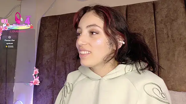 Megan  cole1 online show from December 17, 7:58 am