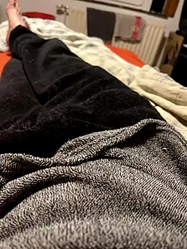 mas20043 online show from October 18, 7:14 pm