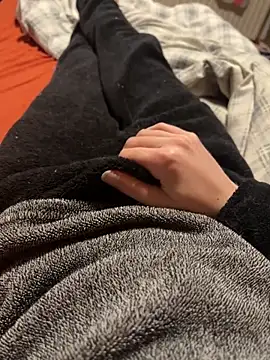 mas20043 online show from November 6, 6:42 pm