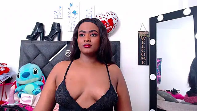 NatashaBella online show from October 18, 5:32 am