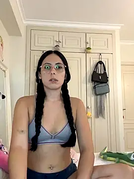 very licious online show from September 15, 6:19 pm