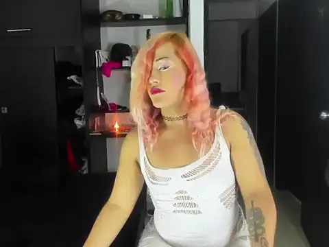 Snapshot of MANELYK_S7 chatting on November 17, 11:49 am MANELYK S7 online show from November 17, 11:49 am