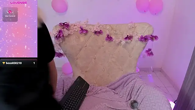 Nataliahenao69 online show from October 23, 2:16 pm