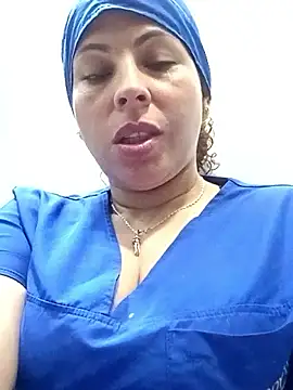 Snapshot of Yanis_Ariel12 chatting on October 17, 12:41 pm Yanis Ariel12 online show from October 17, 12:41 pm