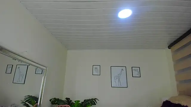 LusyKitty online show from September 22, 3:14 pm